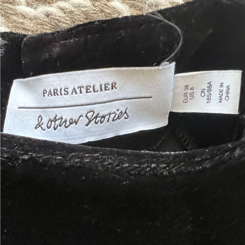& Other Stories Black Crushed Velvet A- Line Dress - Picture 6 of 7